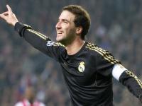 FBsports-篮网鏖战黄蜂，小贾伦·杰克逊的关键先生时刻