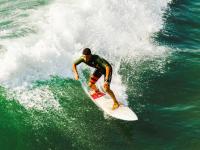 FB体育注册网址-双城记，英超争冠焦点战与凯尔特人王朝的隔空交响