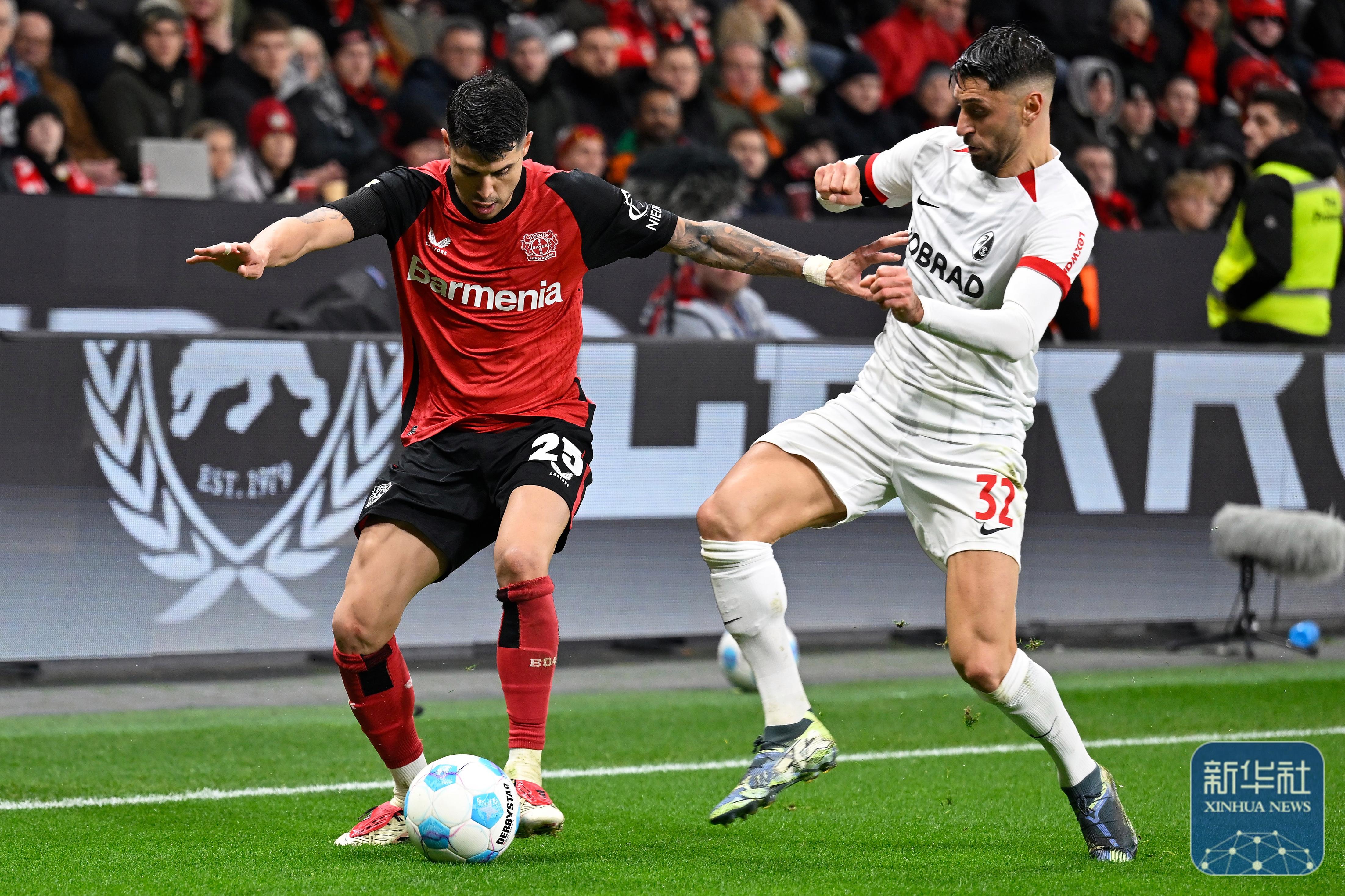 关于勒沃库森队员技术过人战胜对手的信息