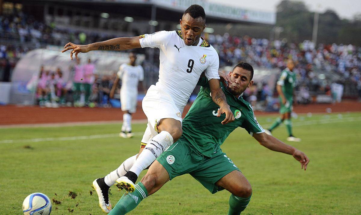 包含北美篮球队赴非洲进行友谊赛，促进交流合作的词条