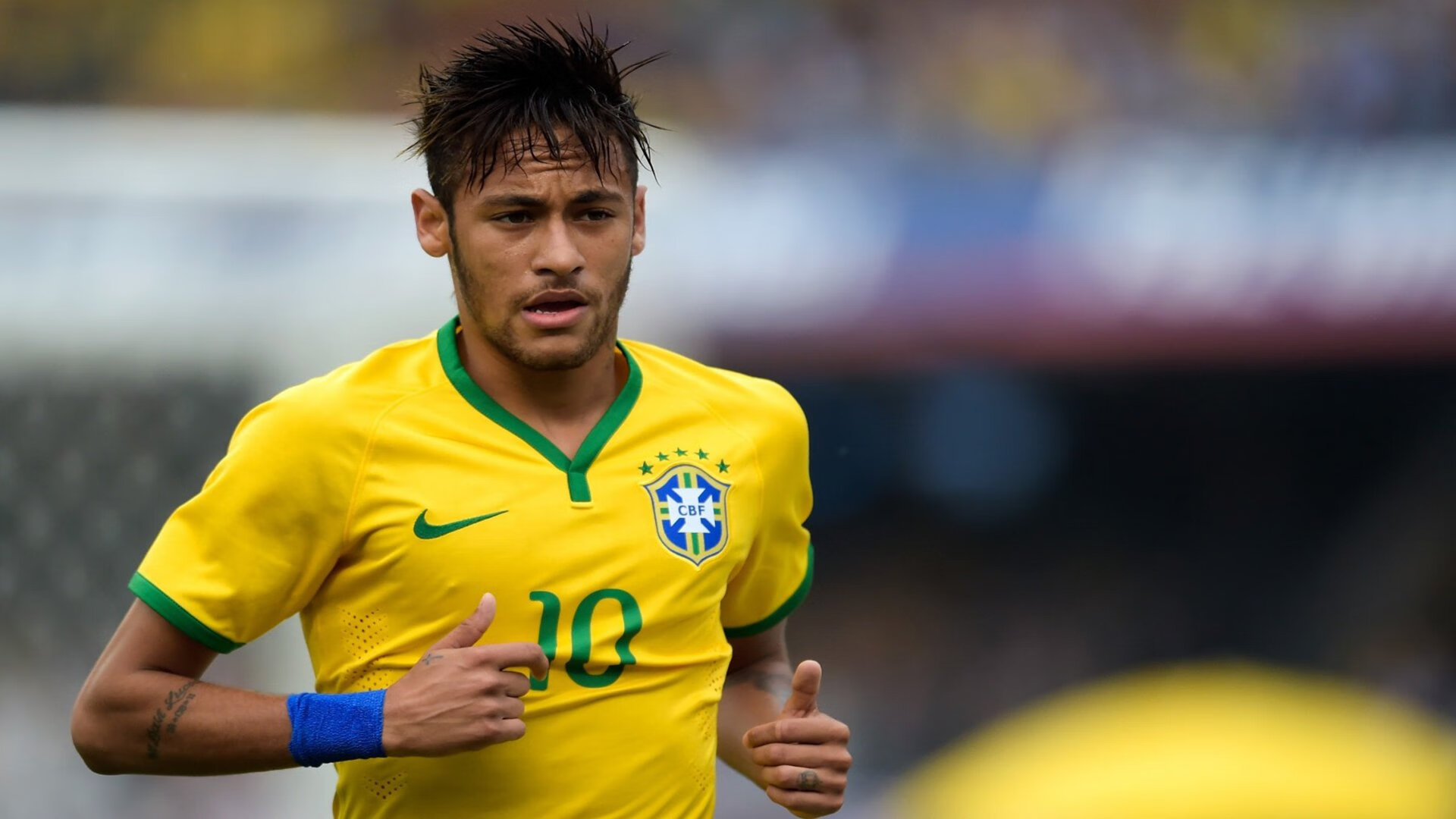 欧冠决赛之夜,哈利伯顿末节接管比赛