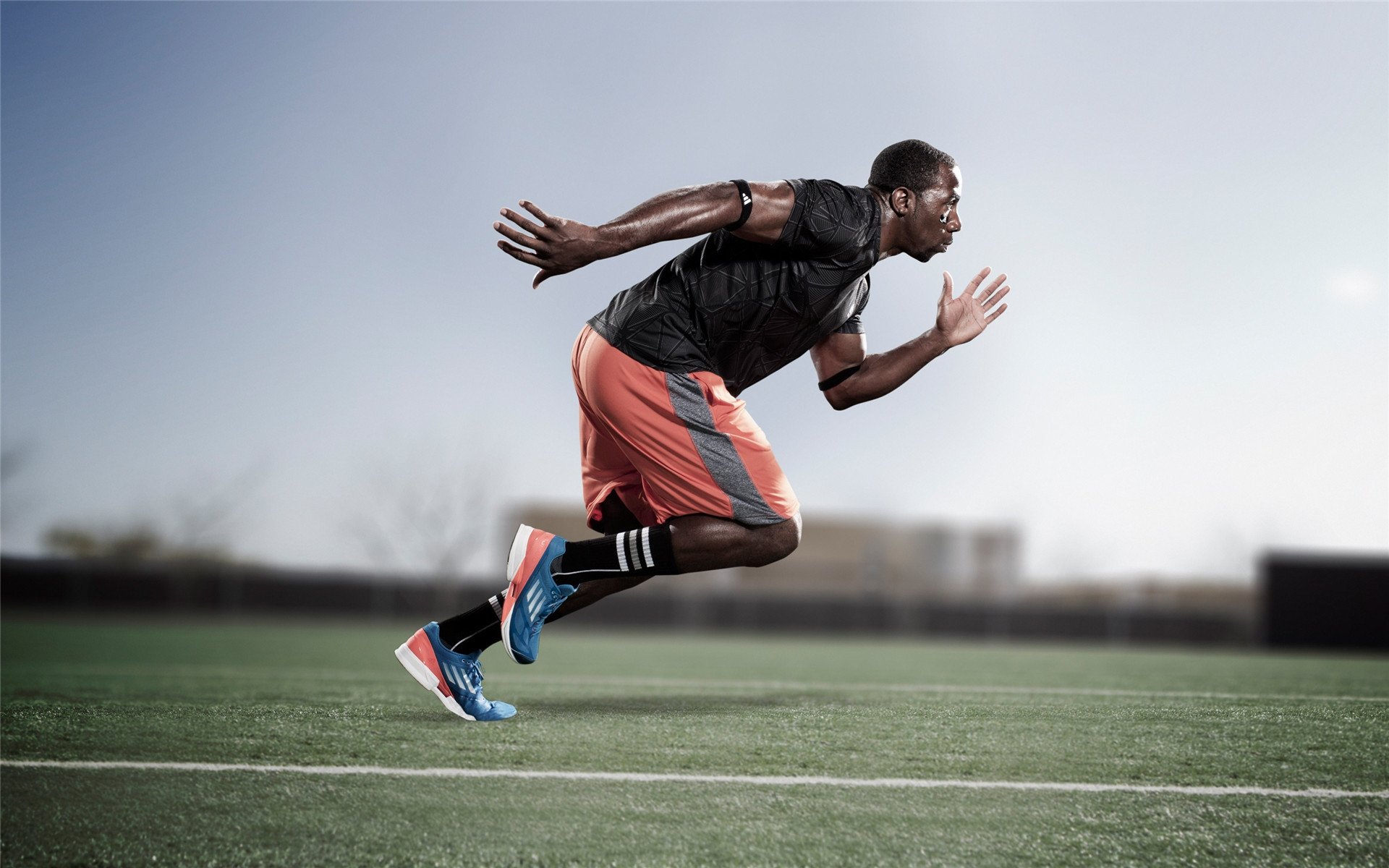 米切尔关键三分如利剑出鞘，上海队提前终结悬念力克热火