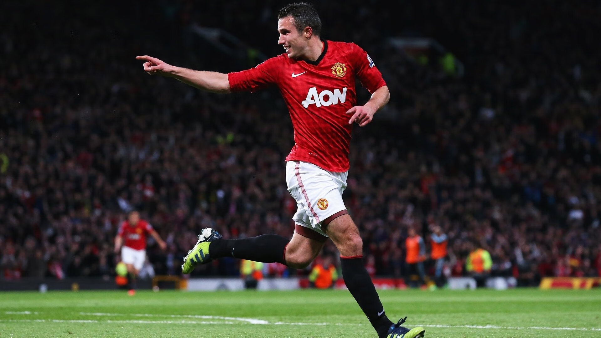 赛道上的绝杀时刻,皮亚斯特里惊艳四座,雷诺绝杀索伯