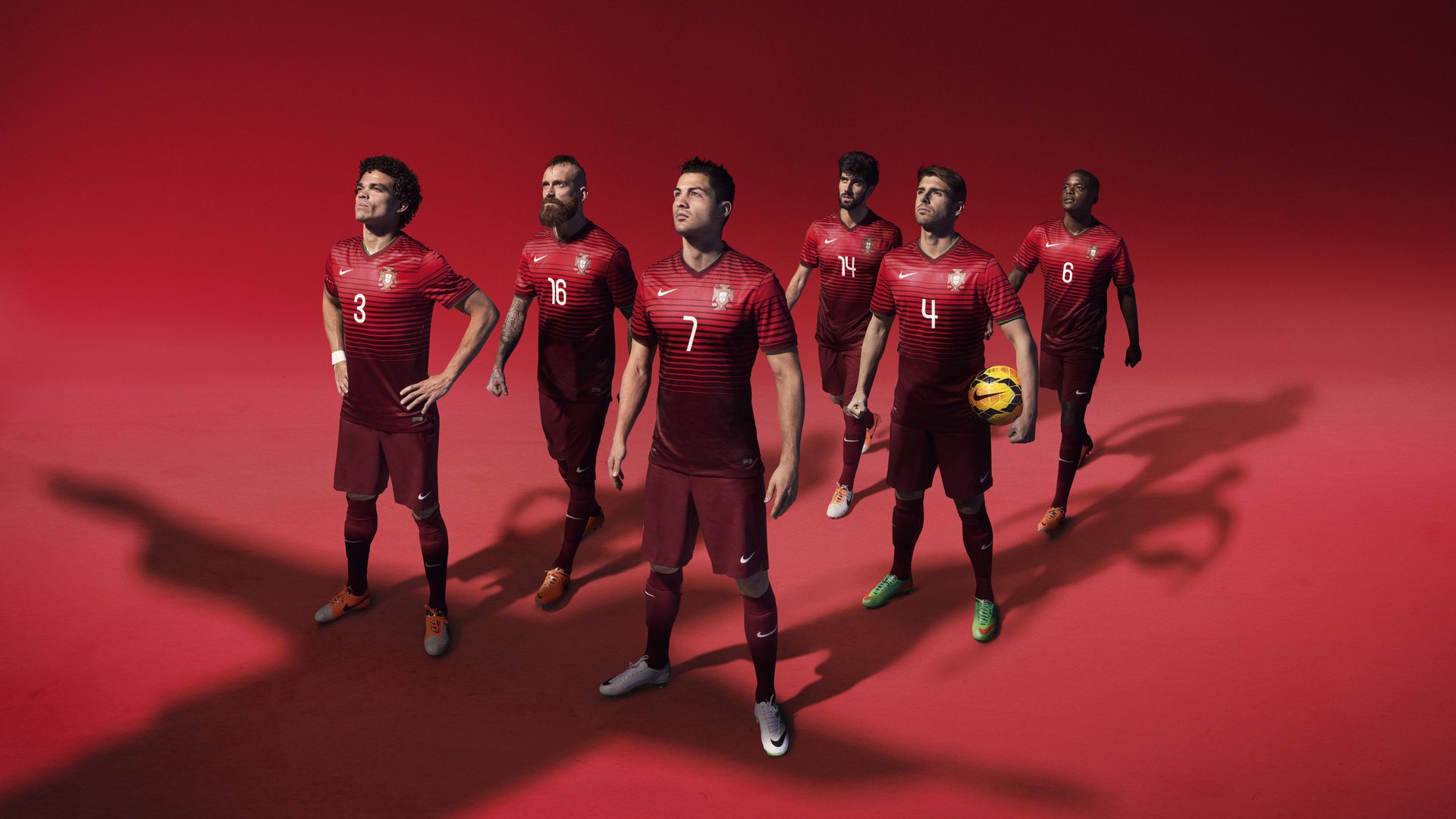 命运弯道上的王冠，拉塞尔绝命一击如何让法拉利在沉默中刺穿威廉姆斯